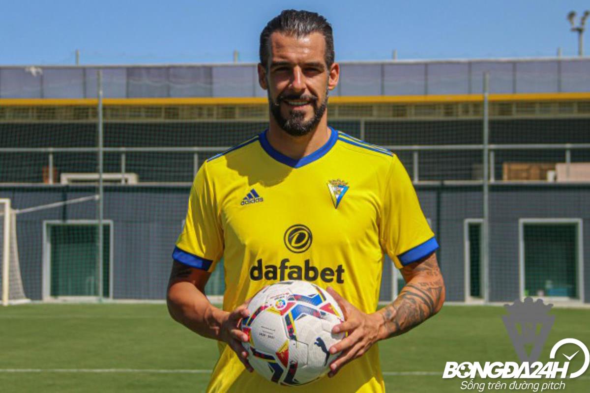 Tiểu sử cầu thủ Alvaro Negredo