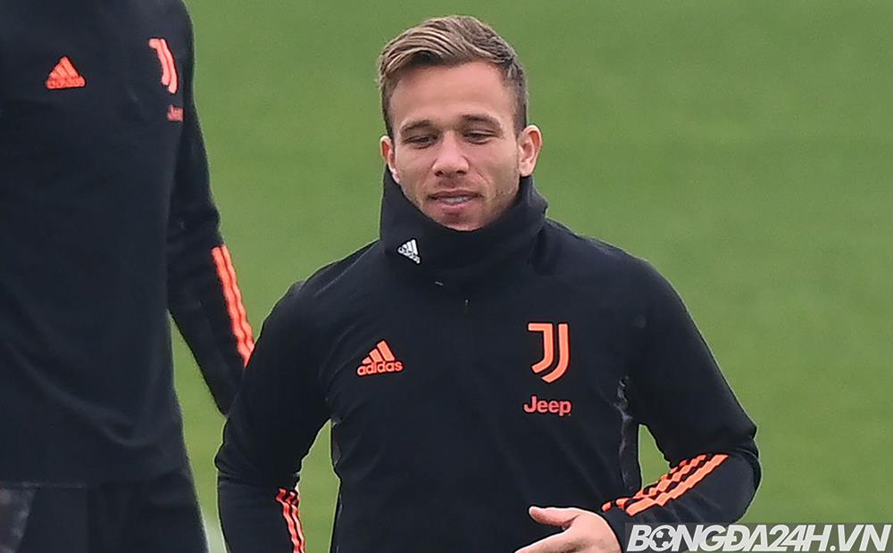 Tiểu sử cầu thủ Arthur Melo