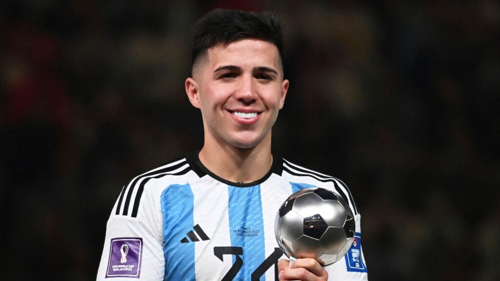 Tiểu sử của cầu thủ Enzo Fernandez