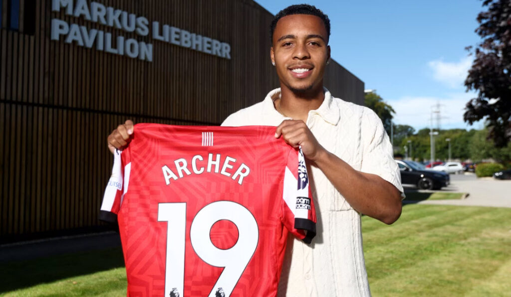 Thông tin. tiểu sử cầu thủ Cameron Archer