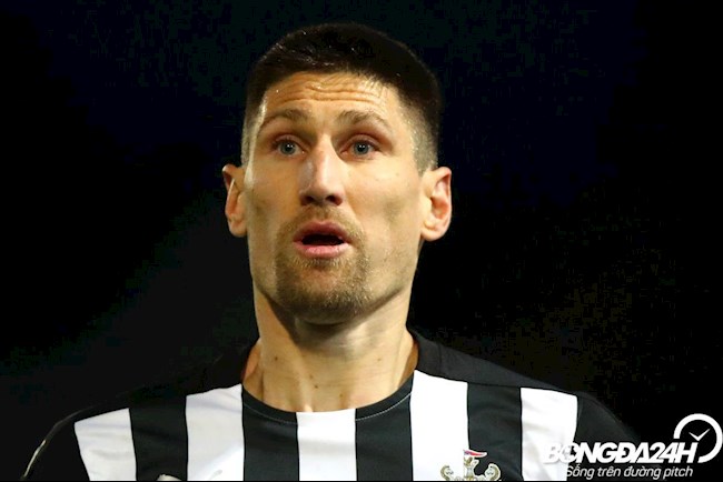 Tiểu sử cầu thủ Federico Fernendez của CLB Newcastle United hình ảnh